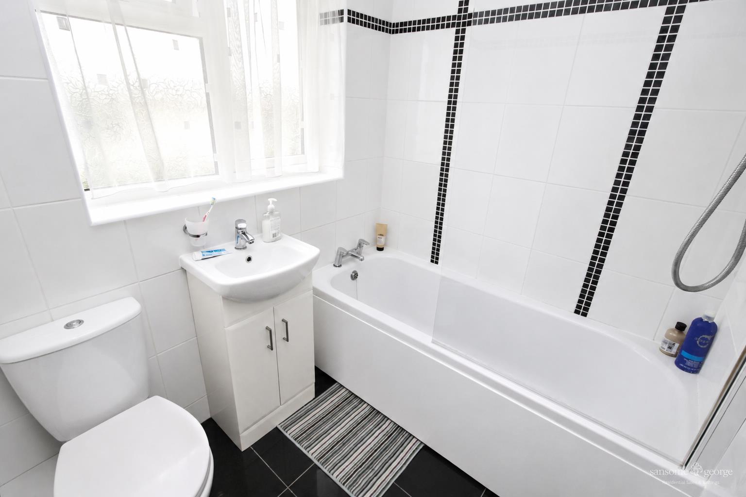 Cowslip Close, Tilehurst, Reading